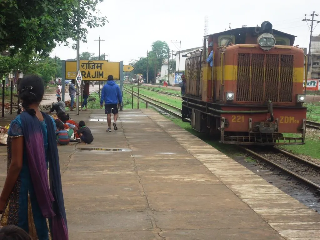 Naya Raipur Dhamtari Rajim MEMU Train Launch Railway Line Update