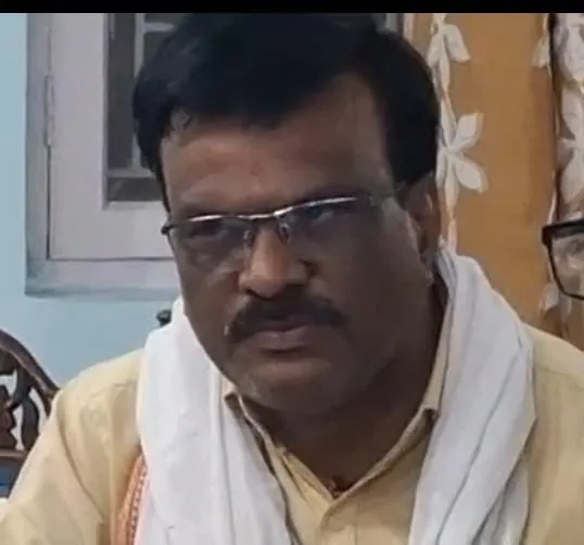 Chhindwara Patwari Hiralal Chourey