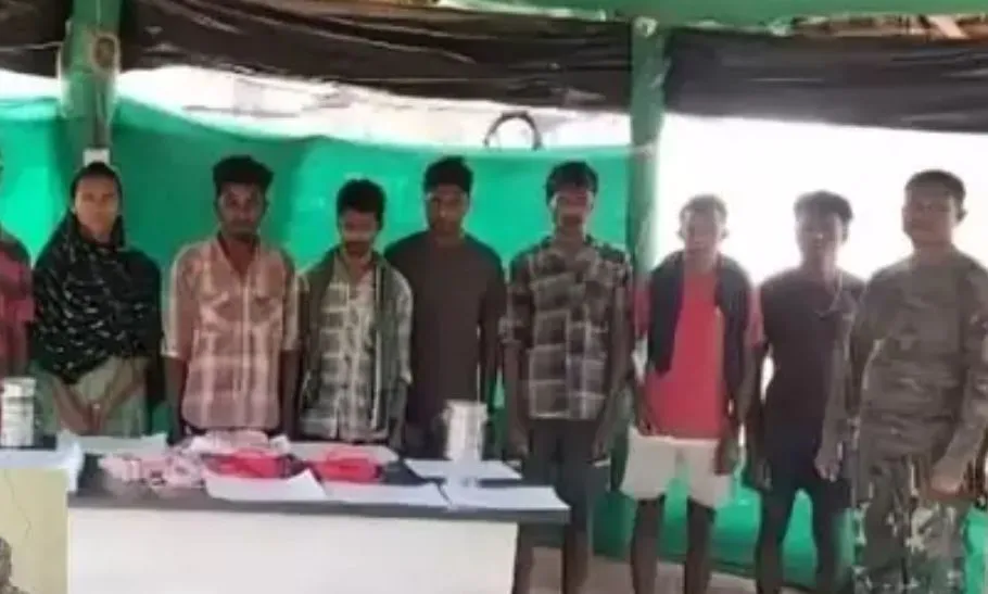 CG Naxalites Arrested