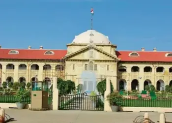 Allahabad High Court Order Omaxe build home pay 25 crore release 50 flats zxc