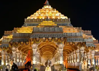 Ayodhya temples within shriramjanmabhoomi premises opened in month devotees zxc