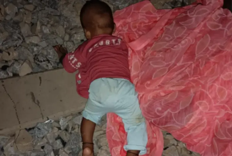 Railway Track Mother Suicide Chhattisgarh