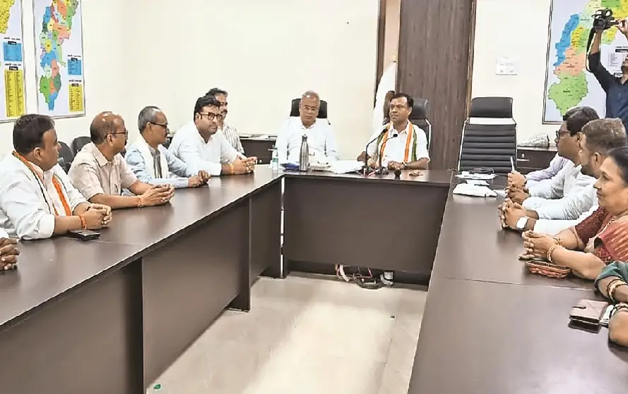 CG Nikay Chunav Cong