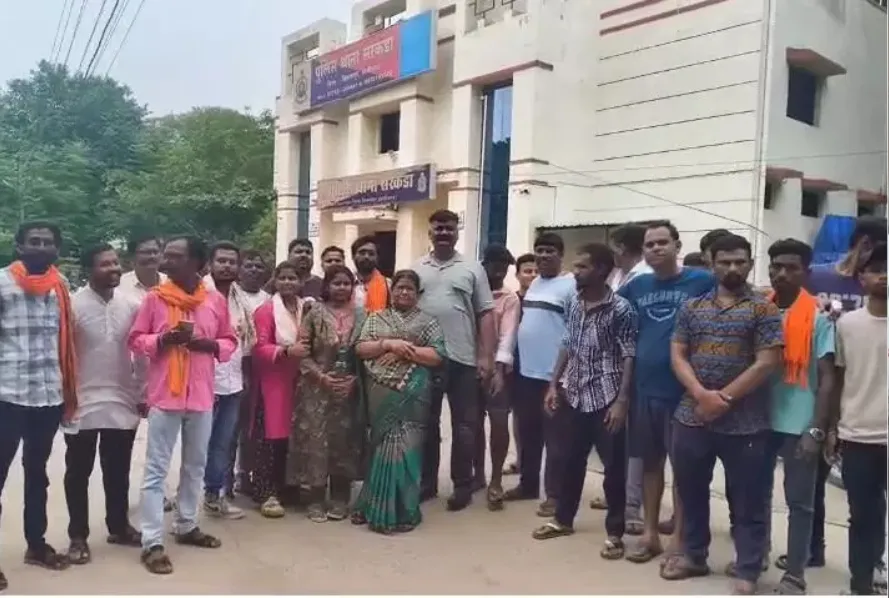 CG Religious Conversion Bajrang Dal Protest