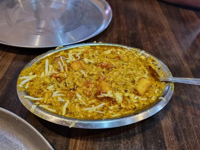 Gayus Kitchen food