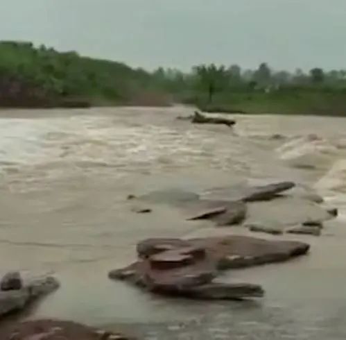Guna Kalora Dam portion broke