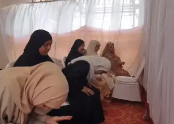 इंदौर नगर निगम अटल बिहारी सदन में नमाज।