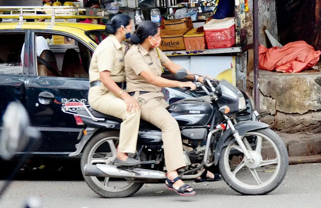 Raipur Police Helmet Rule