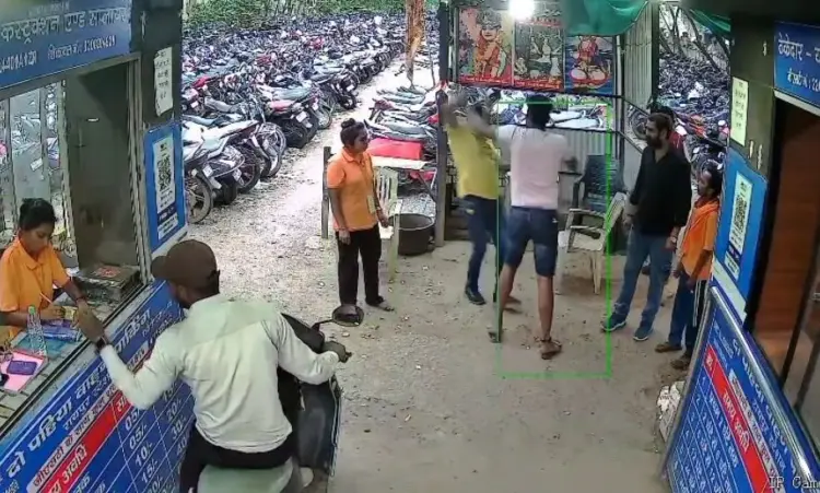Raipur Railway Station Parking Attack (2)