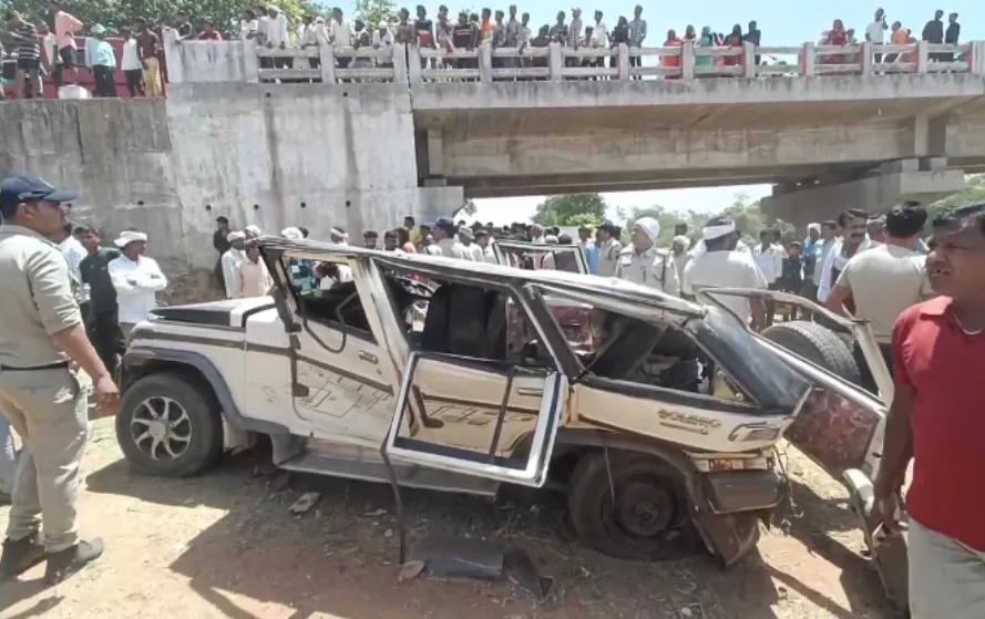 Damoh Accident