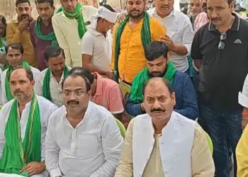 UP Fatehpur triple murder case Akhri Rajesh Singh Chauhan