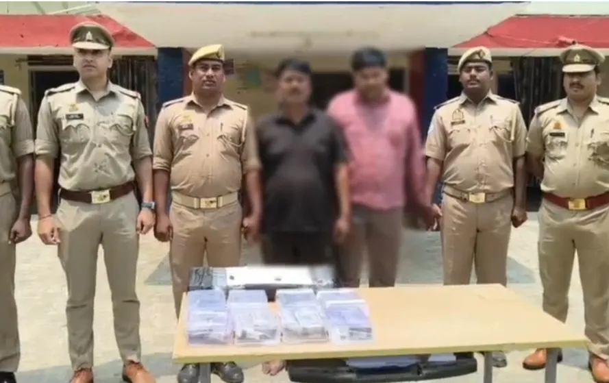 UP Gorakhpur Fake Currency Scam SP city Abhinav Tyagi