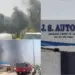 UP Kanpur JS Auto factory huge fire running without NOC