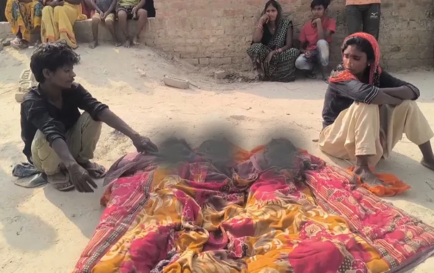 UP Pratapgarh talab drowning incident 3 children died