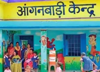 UP Varanasi Anganwadi Scam Exposed Fake BPL Certificate