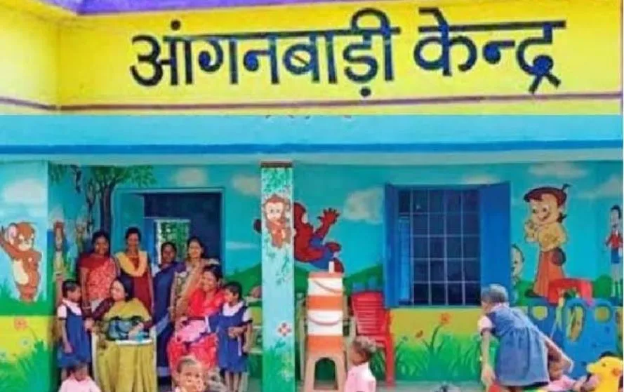 UP Varanasi Anganwadi Scam Exposed Fake BPL Certificate
