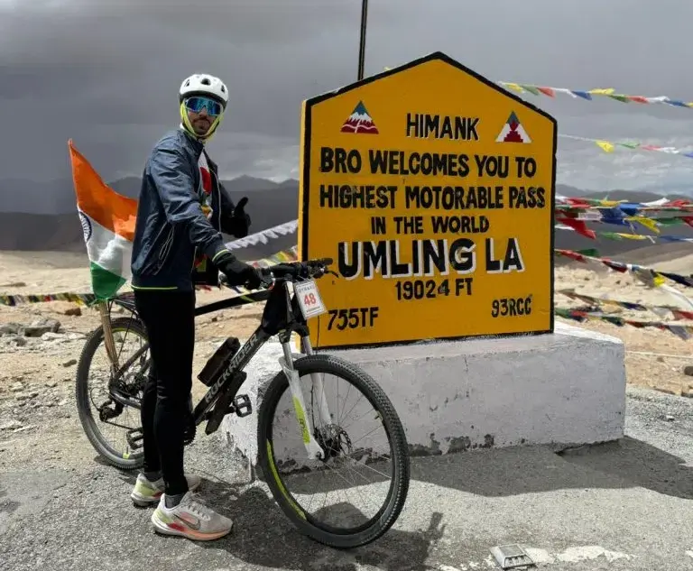 Raipur Cyclists conquer Umling La