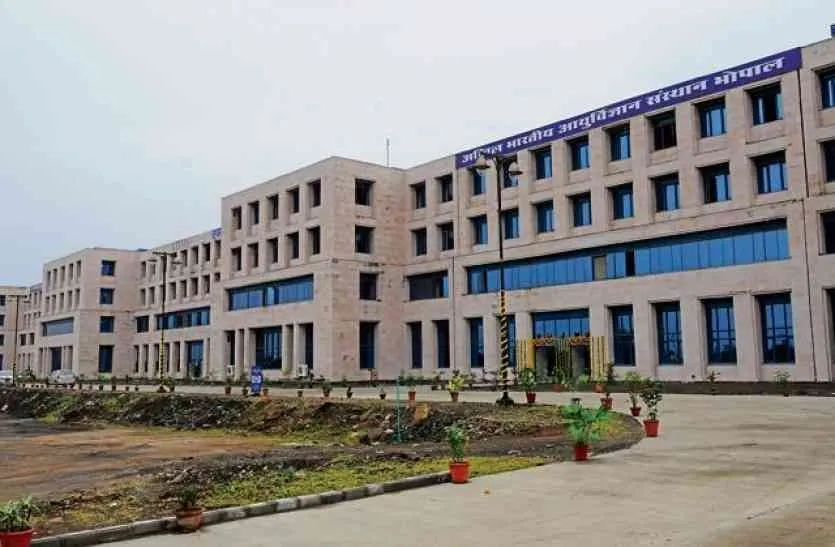 aiims bhopal