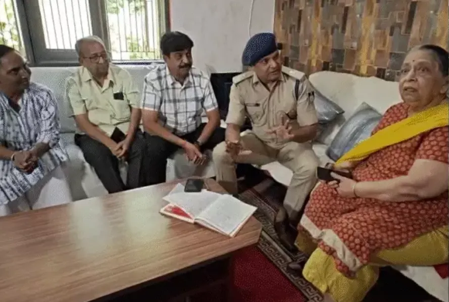 indore digital arrest case