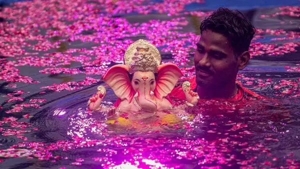 ganesh visarjan