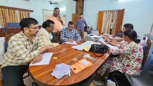 Chhindwara Patwari Bribe Lokayukt Action