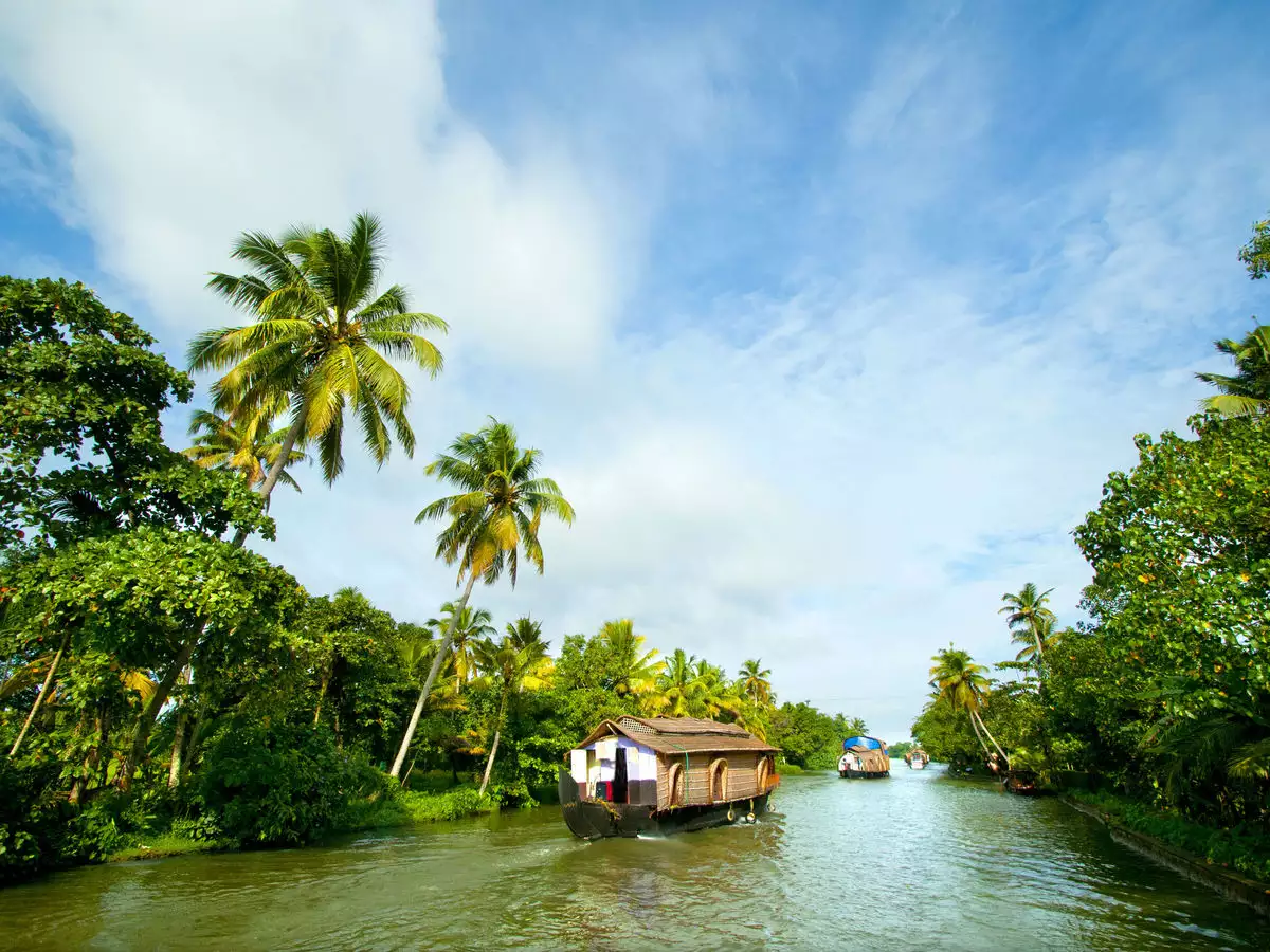 IRCTC Kerala Tour Package 2025