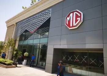 Raipur MG Car Showroom Lift Fall Accident