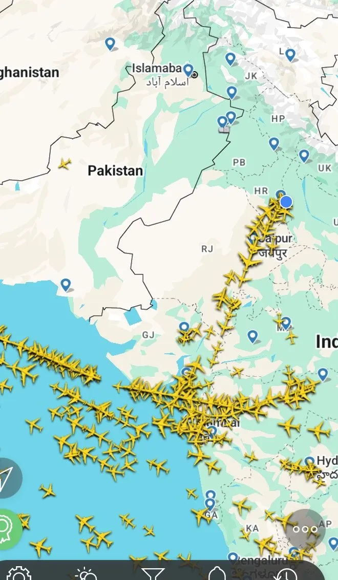 pak air space