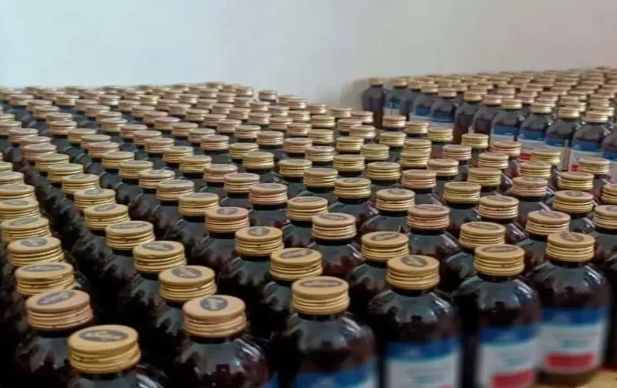 Uttar Pradesh Weather: यूपी में मॉनसून की फिर वापसी, प्रदेश के कई जिलों ओले गिरने की चेतावनी, भारी बारिश का अलर्ट जारी Uttar Pradesh Weather: यूपी में मॉनसून की फिर वापसी, प्रदेश के कई जिलों ओले गिरने की चेतावनी, भारी बारिश का अलर्ट जारी