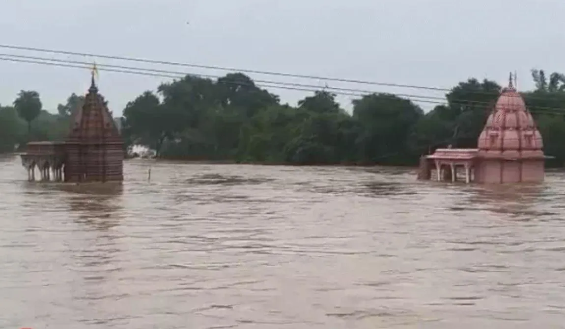 Water filled in Vidisha 