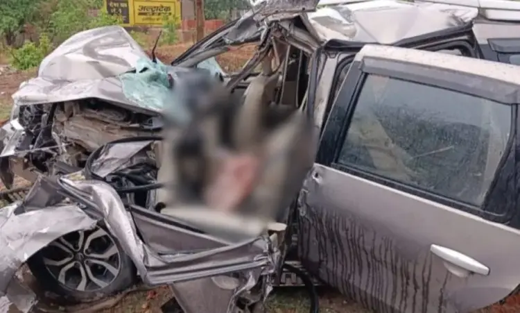 Mahasamund Car Accident