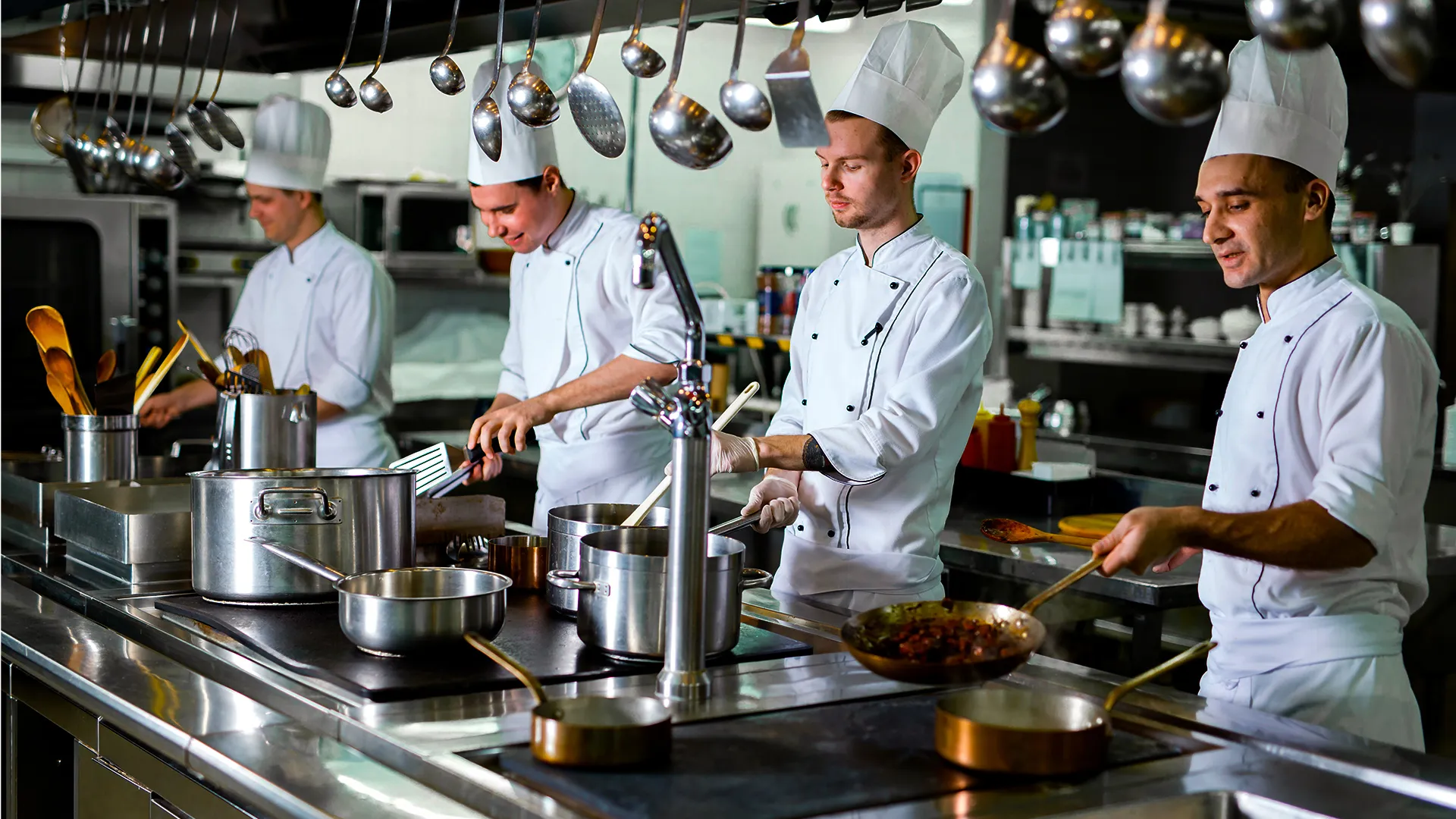Low Cost High Profit Business Idea cloud kitchen